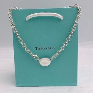 Tiffany & Co. Return to Tiffany Oval Tag Choker Necklace Sterling Silver W/Pouch